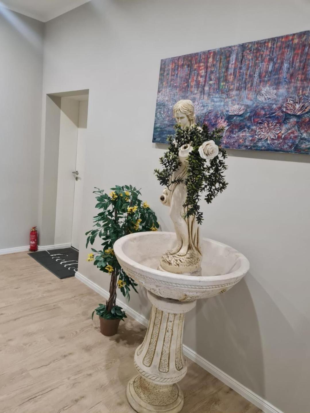 Hannibal - Design Apartment Orchidee 5, Vw Naehe, Parkplatz, Kueche, Highspeed-Wlan, Fitness, Solarium ウォルフスブルク エクステリア 写真